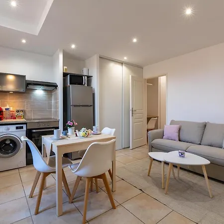 Coeur De Provence - Appt Climatise Apartment Draguignan Exterior photo